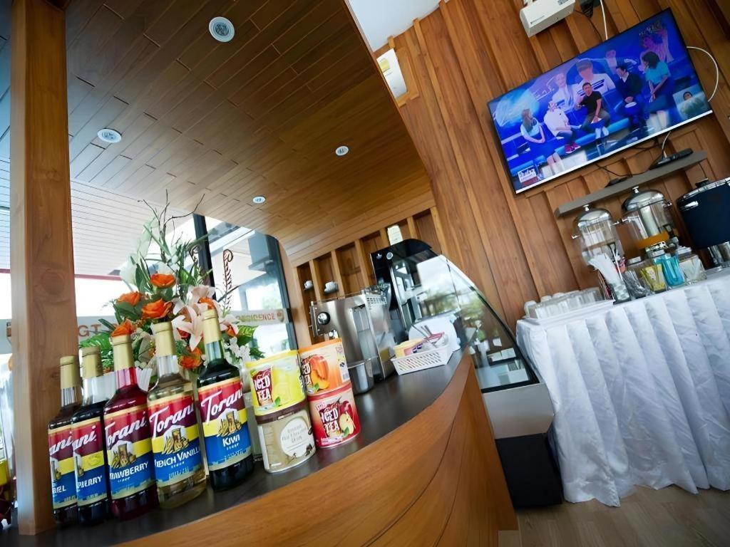Gt Residence Hotel Buriram Exterior photo